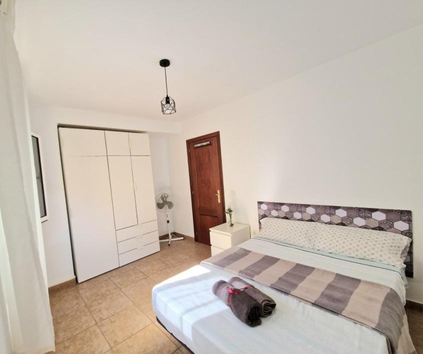 Spacious Independent Chalet Next The Airport - Sea San Isidro  Zewnętrze zdjęcie